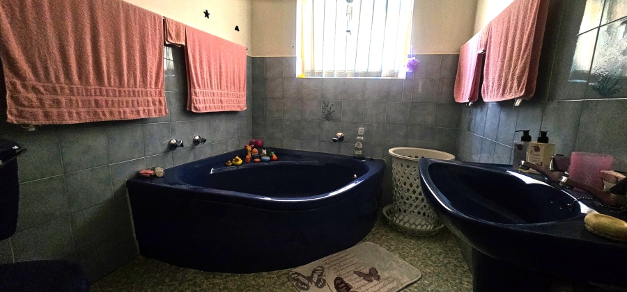 3 Bedroom Property for Sale in Hopefield Western Cape